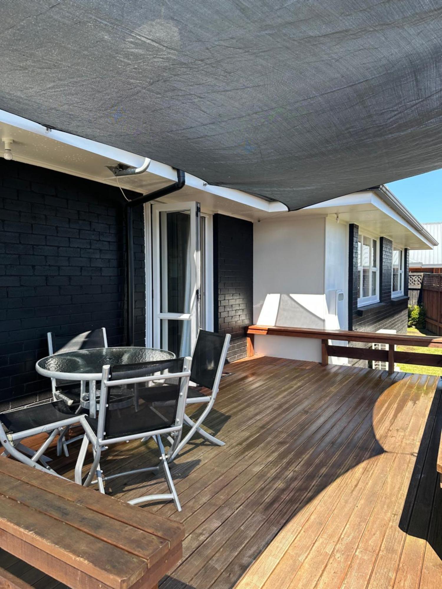 Hilltop Cottage Taupo Bagian luar foto